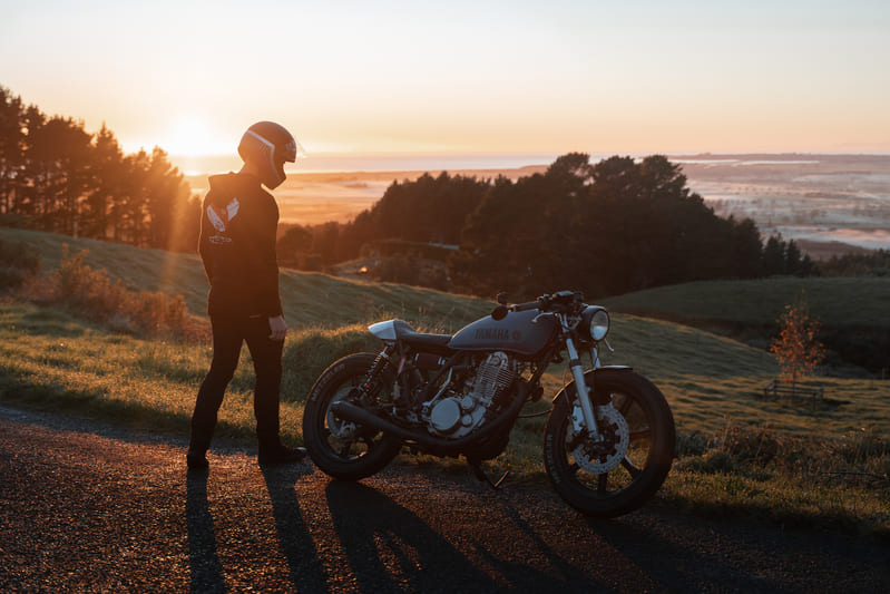 Top 7 Best Motorcycle Pants for Women | Female motorcycle riders,  Motorcycle women, Motorcycle girl